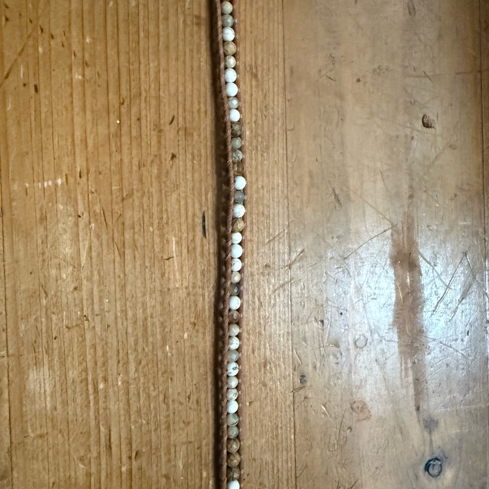 Chan Luu Leather
Wrap Bracelet
Beaded Cream Tan
Boho Layering
Jewelry